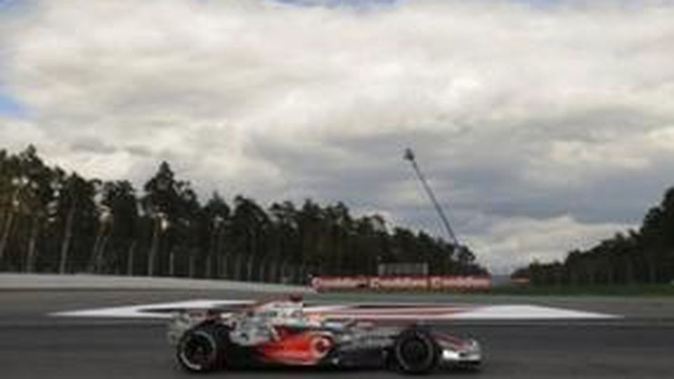 Хамилтън: Кoлата на Ферари е по-добра в квалификациите