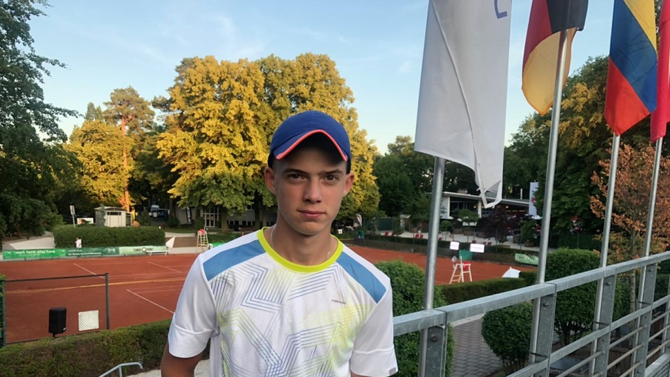 Нестеров се класира за втория кръг на двойки при юношите на "Уимбълдън"