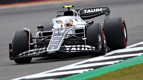  В Ред Бул са наели психолог, който да работи с „ проблематичния “ Цунода 