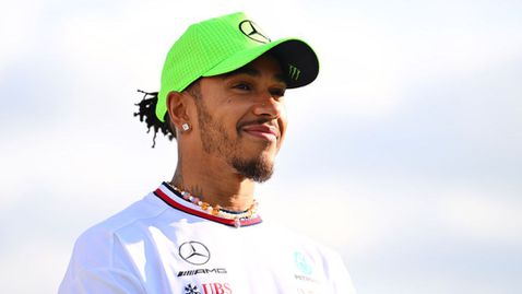 Хамилтън загатна още колко ще кара във Формула 1