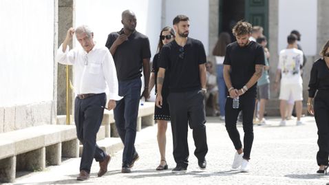 От Ман Юнайтед дадоха допълнителна почивка на Бруно и Далот след трагедията