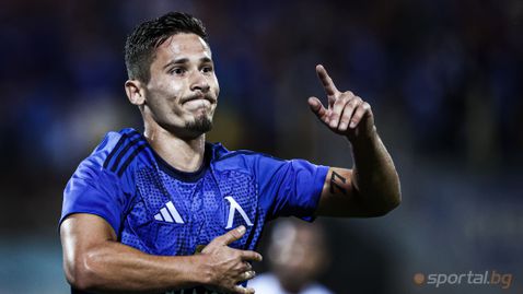 Левски продава нападател в Полша