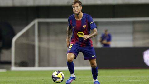 Барселона изненадващо ще се раздели с титулярен защитник