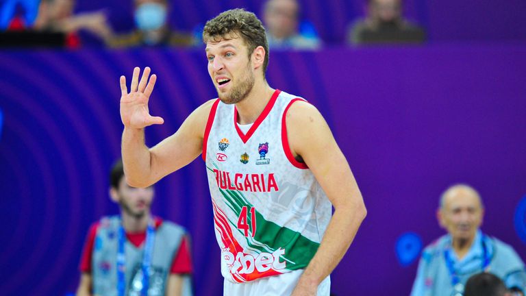 Звездата на българския национален отбор по баскетбол Александър Везенков сподели