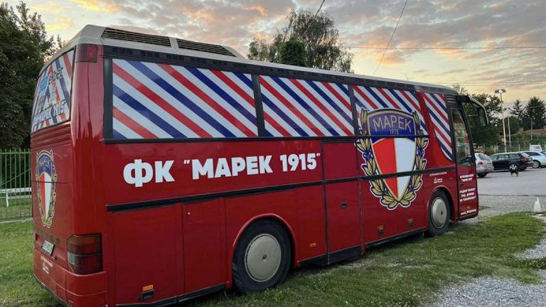 От Марек се похвалиха с нова визия на клубния автобус