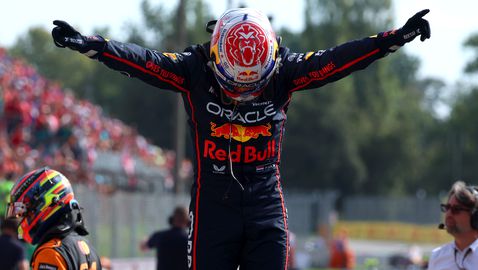  Верстапен ликува на 