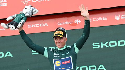 Мадс Педерсен взе 15-ия етап на Вуелтата със силен финален спринт