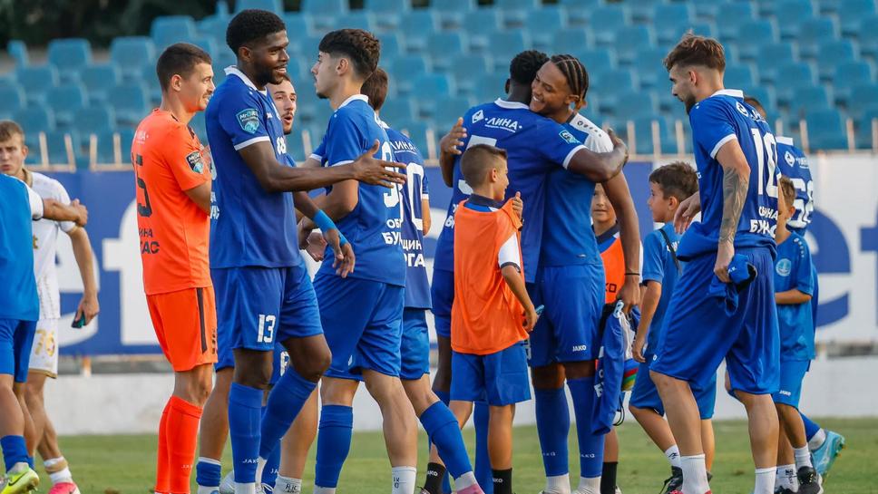 Фратрия 1:1 Черноморец (Бургас), "акулите" изравниха