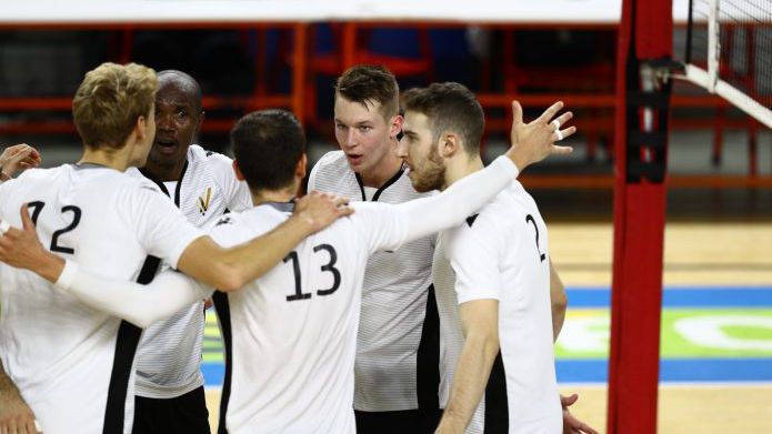 Верона на Радостин Стойчев спечели гейм с 40:38