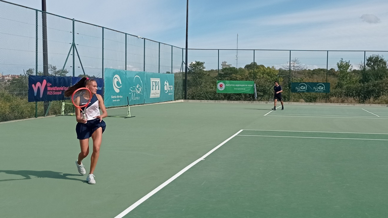 Българките Гергана Топалова и Денислава Глушкова се класираха за полуфиналите