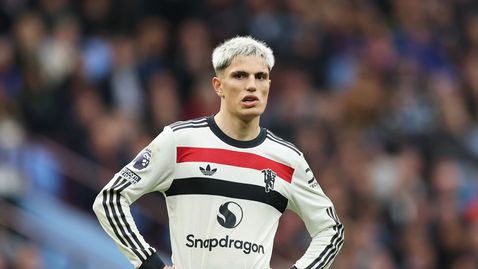  Гарначо дойде в Лондон, Челси и Ман Юнайтед оформиха документите по прехвърлянето 