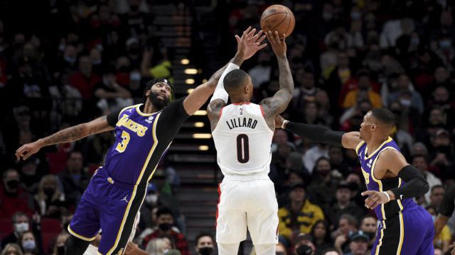 Лилард и Блейзърс размазаха безидеен Лейкърс