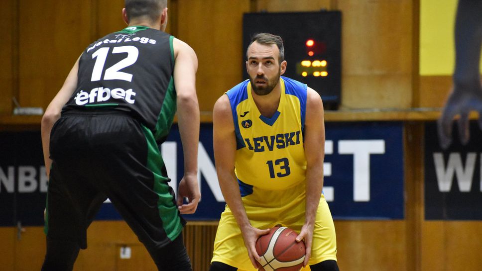 Асен Великов: В момента Рилски е по-добър, но в края на сезона Левски ще бъде шампион