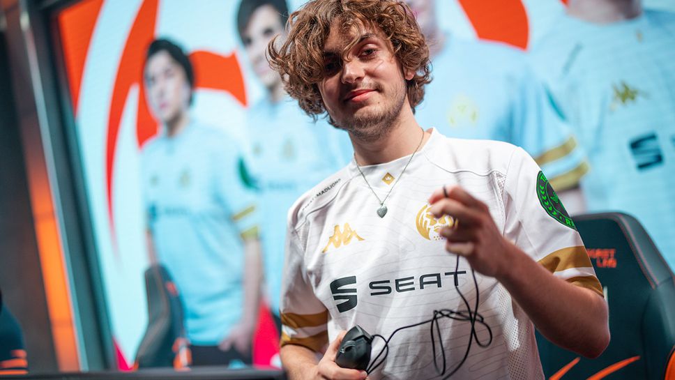 Carzzy предпочете MAD Lions пред Fnatic