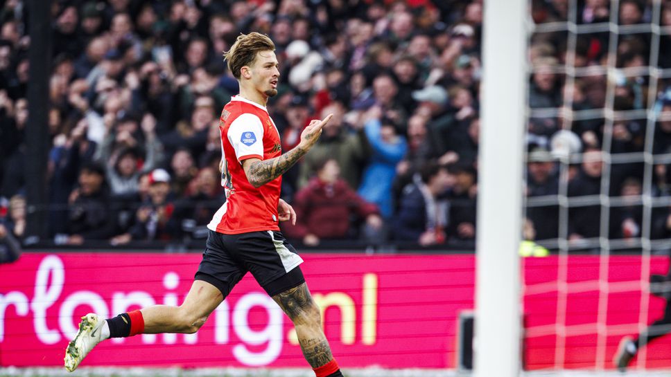 Полузащитникът на ФейенордЛусиано Валенте беше повикан за първи път в