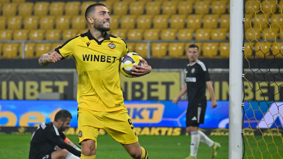 Спортно техническото ръководство на Ботев Пловдив взе решение за освобождаване