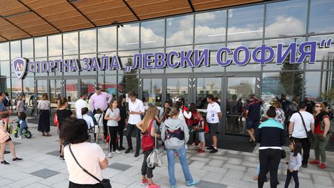 Спортна зала „Левски София“ влиза в битка за Сграда на 2021 година в България