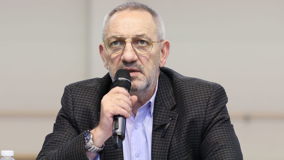 Над 2 часа министър Андрей Кузманов и спортните федерации дискутираха Програмата за финансиране