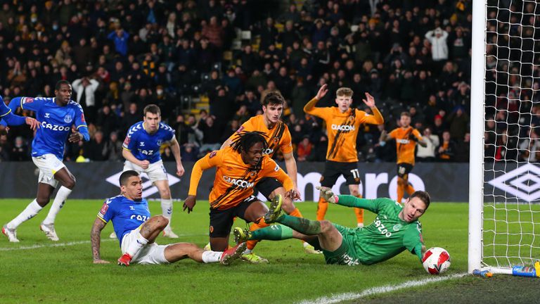 Евертън и Саутхамптън имаха нужда от продължения за да преодолеят