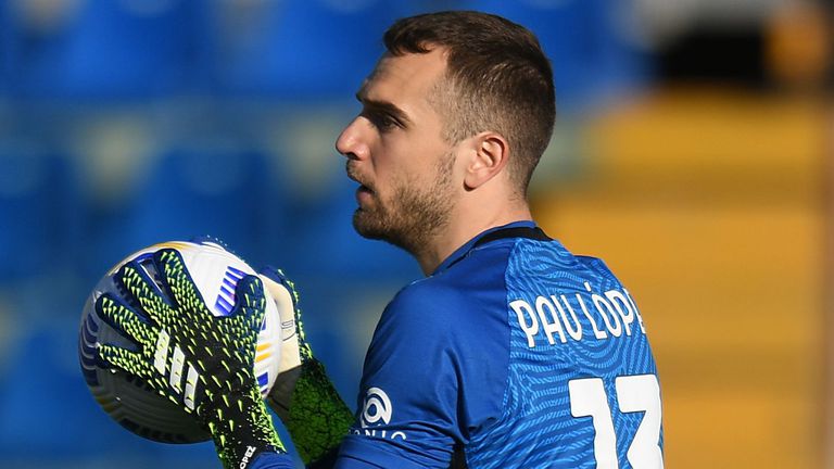  Пау Лопес остава в Марсилия за непрекъснато 