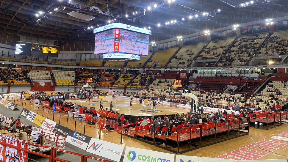 Везенков се завърна сред титулярите на Олимпиакос