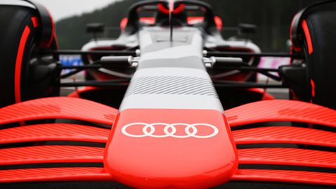  Ауди: Трудно привличаме хора от другите тимове 