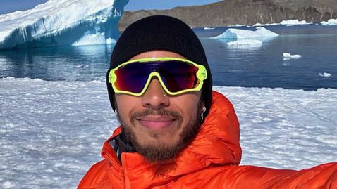  Еди Джордан: Хамилтън има късмет за купата 