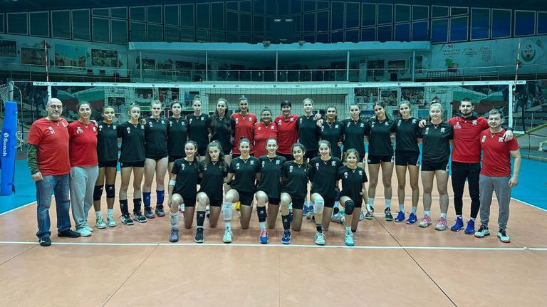 Националният отбор на България за жени под 17 години заминава