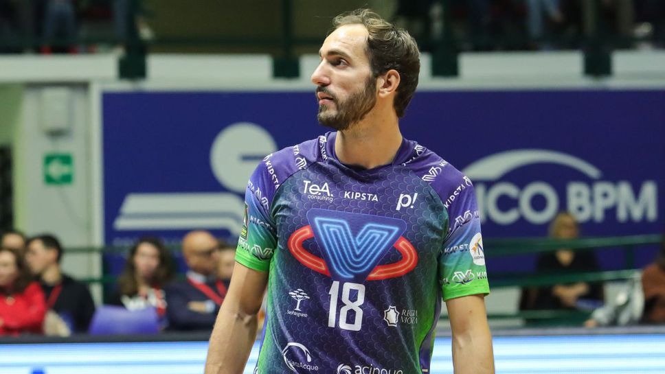 Монца пристигна в София без титуляр и с две контузени звезди