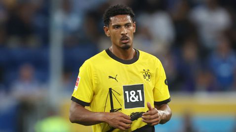  От Борусия (Дортмунд) към момента търсят покупател за един от нападателите на отбора 