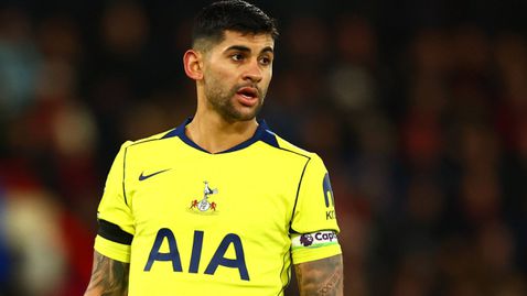  Хаосът в Тотнъм продължава, капитанът скочи на клубното управление с пост в обществените мрежи 