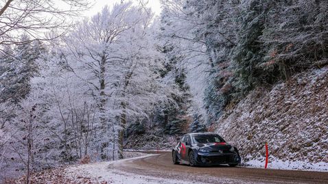  Различни условия за водачите на Тойота на теста за „ Монте Карло “ 