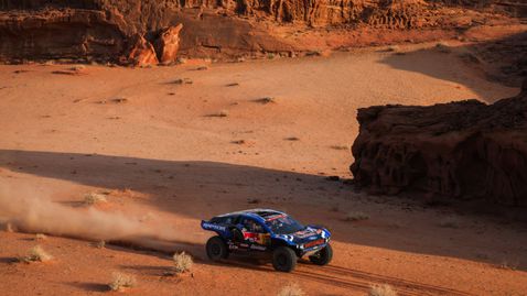 Тройна победа на Форд в рали "Дакар", Гътри взе петия етап