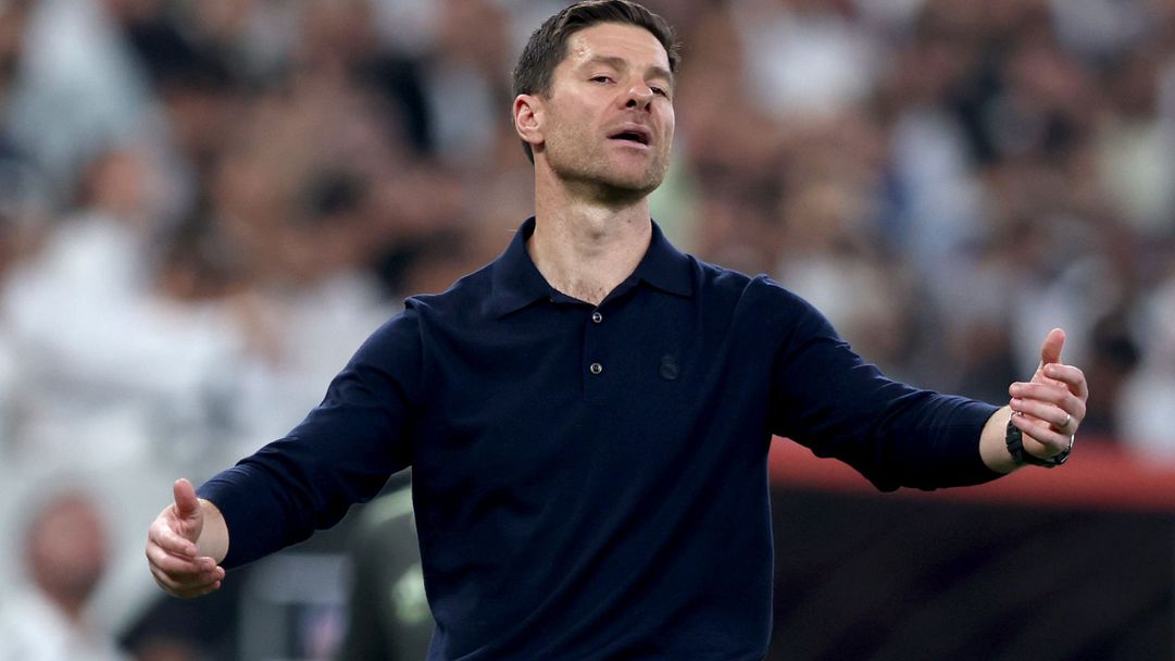 Гути: Решаващият фактор за напускането на Чаби е недоволството в съблекалнята