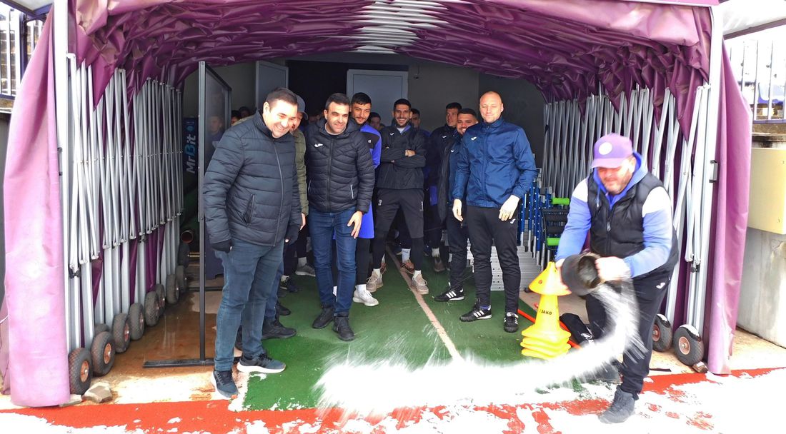 Етър започна подготовката си, почете паметта на Димитър Пенев