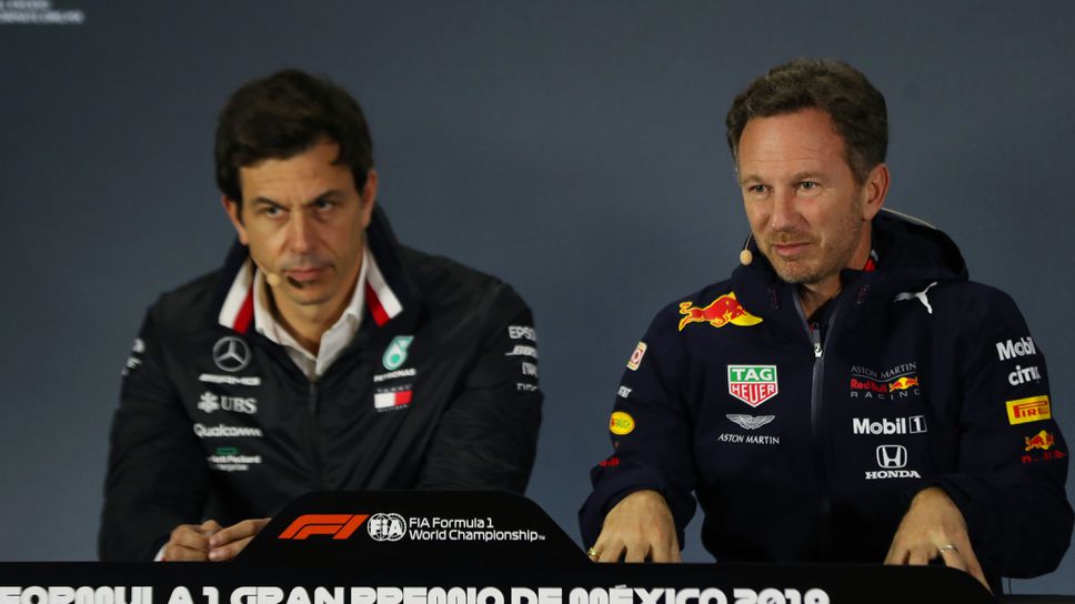 Кристиан Хорнер си спечели обиколка на фабриката на Мерцедес