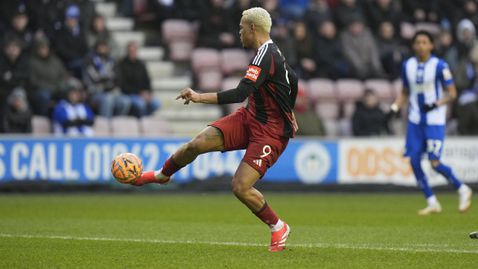 Фулъм и Ипсуич преодоляха четвъртия кръг