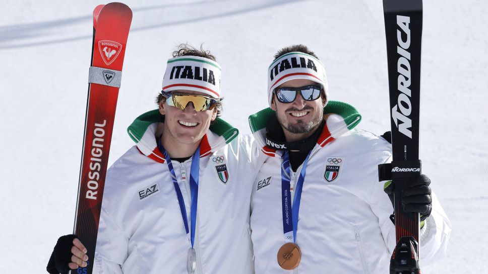 Италианският алпийски скиор Джовани Францони посвети сребърния медал който спечели