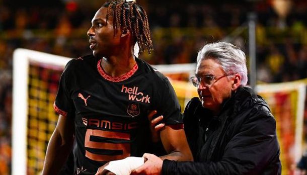 Младият френски защитник Жереми Жаке който преди дни осъществи трансфер