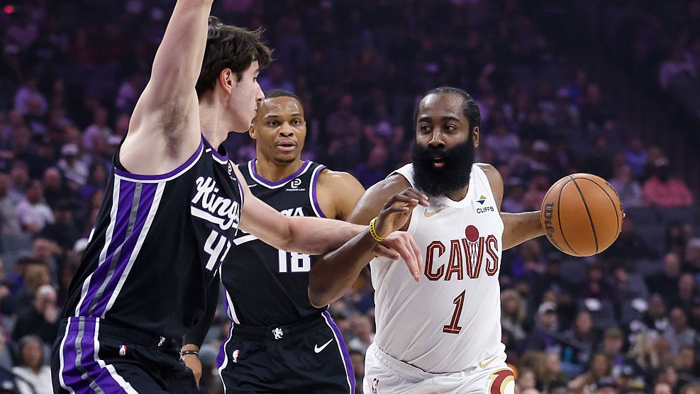 Джеймс Хардън с победен дебют за Кливланд