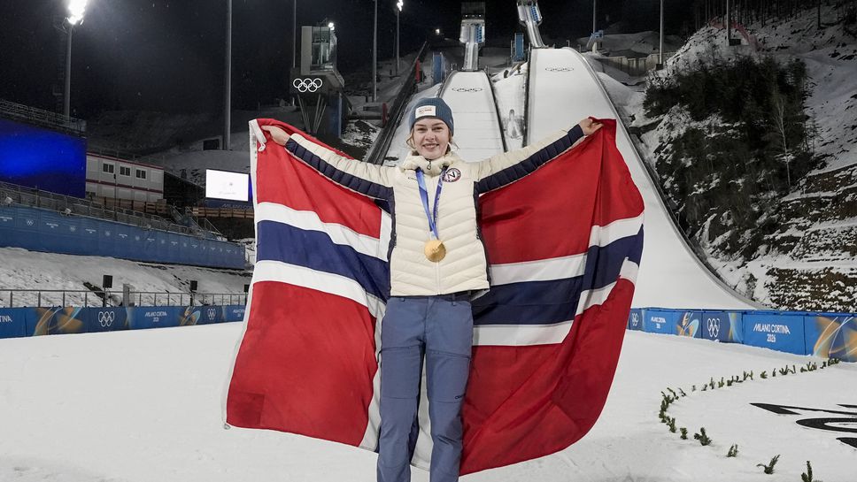 Норвежката Анна Одине Стрьом спечели златния медал в състезанието по