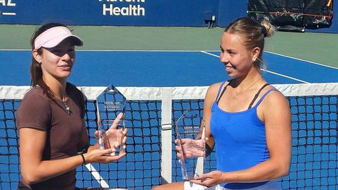 Каратанчева спечели турнир на двойки в САЩ