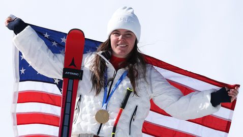 Датата 8 февруари става специална за Брийзи Джонсън