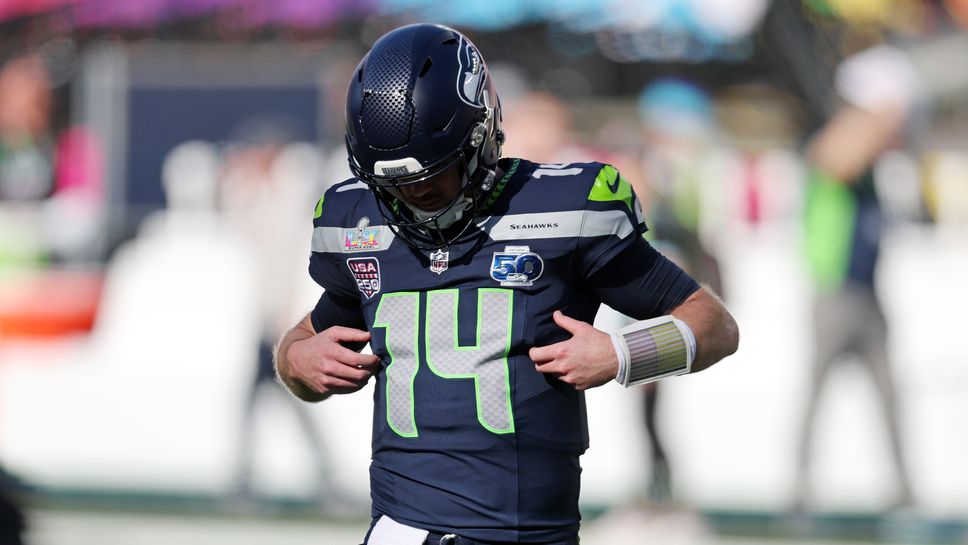 Super Bowl LX – Ню Инглънд Пейтриътс 0:0 Сиатъл Сийхоукс, двубоят стартира (следете на живо)