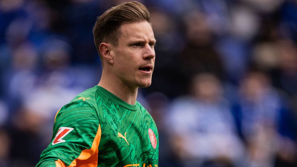 Вратарят Марк Андре тер Стеген е претърпял успешна операция в