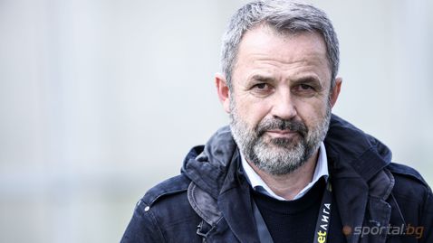 Куп проблеми налегнаха Душан Косич преди полуфинала с Арда и дербито с Ботев (Пд)