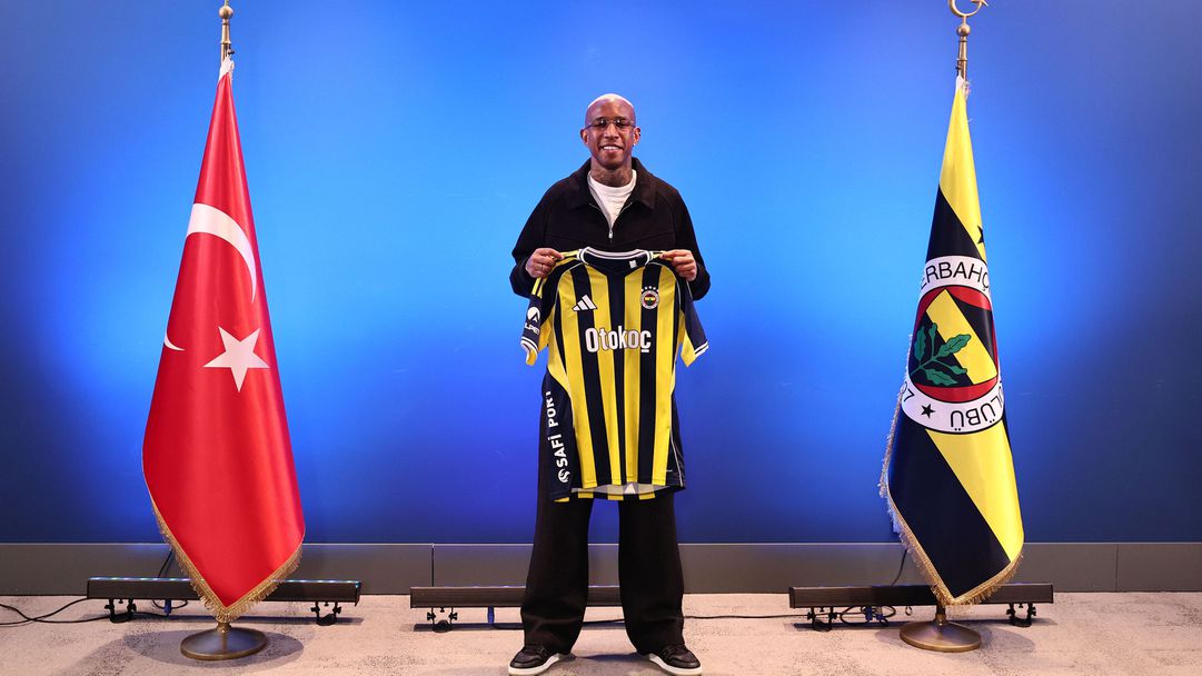 Фенербахче удължи договора на своя голмайстор