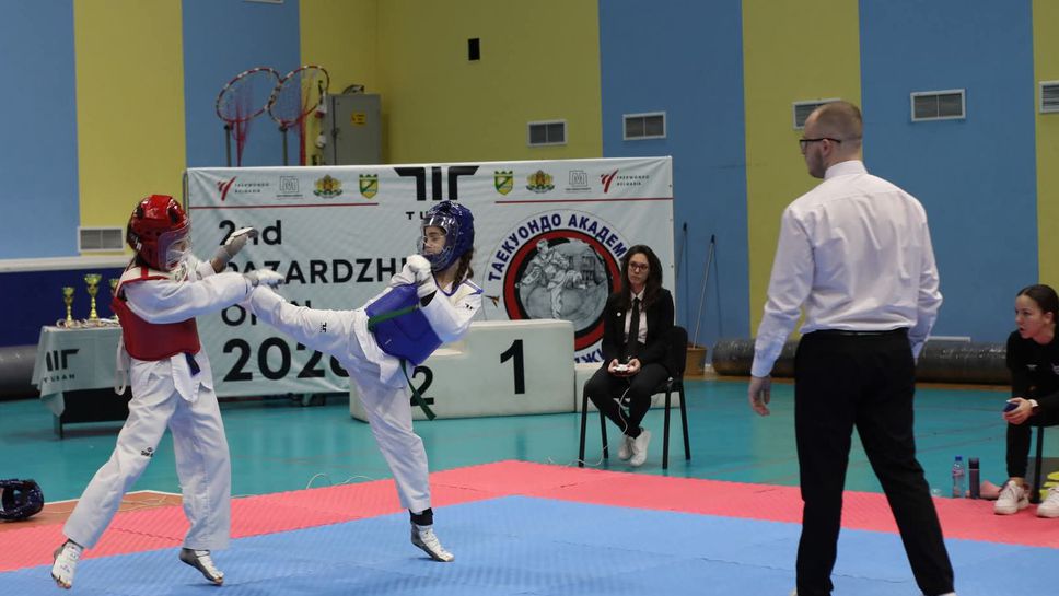 Над 200 състезатели от 15 клуба от страната взеха участие