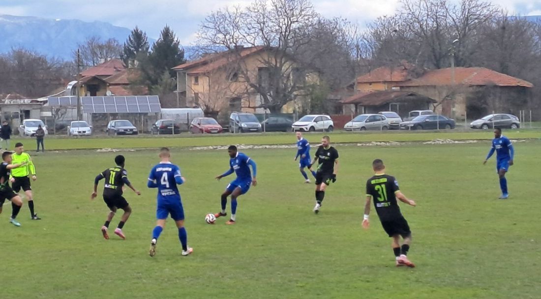 Черноморец (Бургас) и ФК Севлиево не вкараха гол