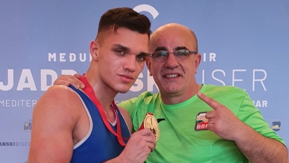 Ясен Радев и Уилиам Чолов спечелиха титли за България